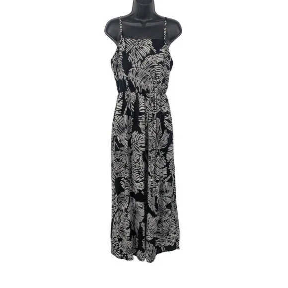 fitted lace wedding dress Women's Yvinne Maxi Dress White in Size Large by Outcast main image 0